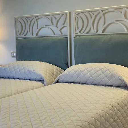Spacious With Shared Pool In Сasa de vacaciones
