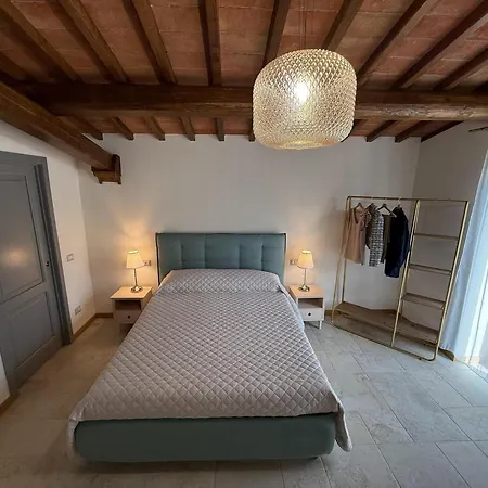 Spacious With Shared Pool In Poppi